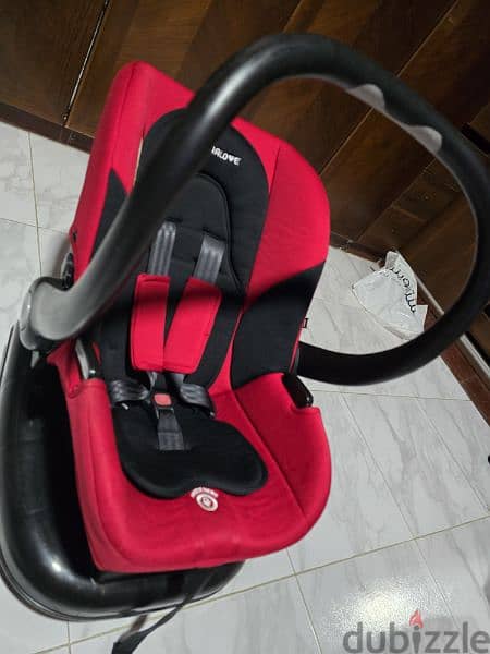 like new very clean car seat mamalove 4