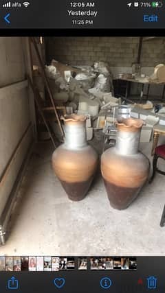 2 big vases