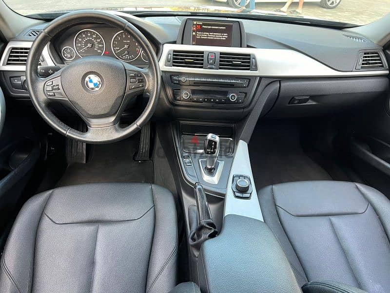 BMW 328 2012  4cyl one owner 3