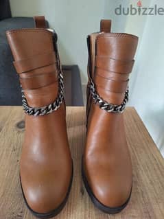 boots size 38 0