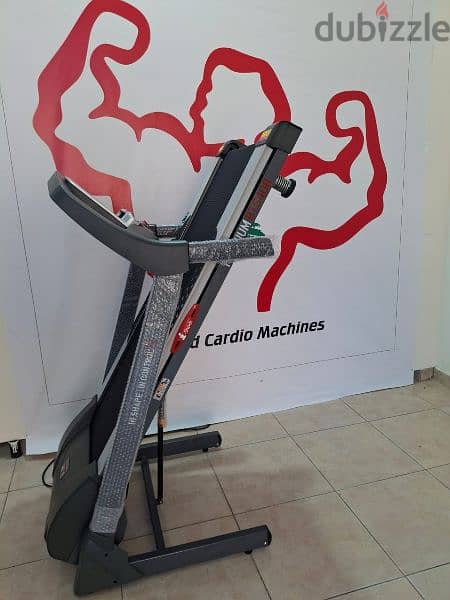 Newly Recieved Treadmill 2HP Body Sculpture with Automatic Incline 3