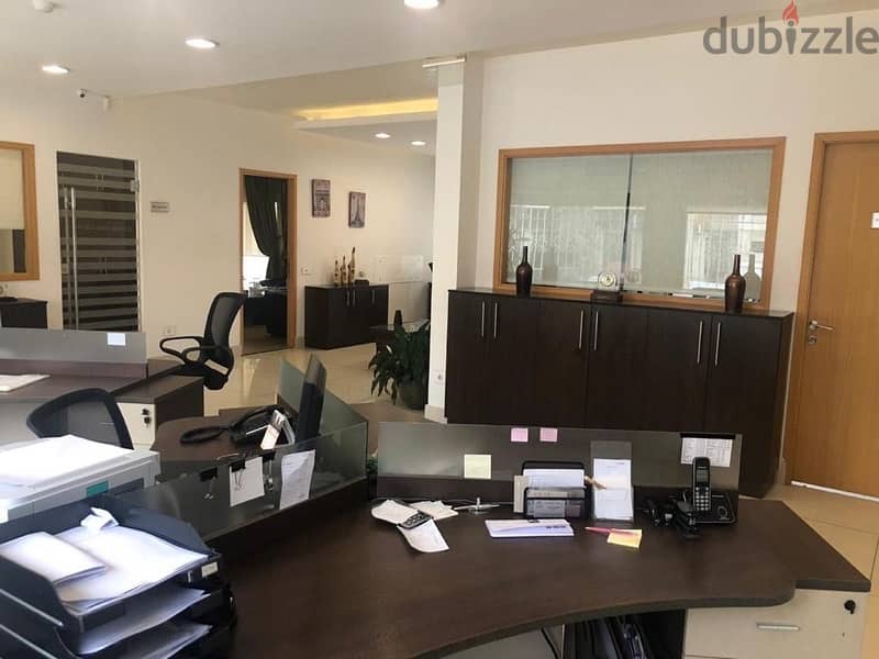 office for sale in Zalka مكتب مفروش للبيع 4