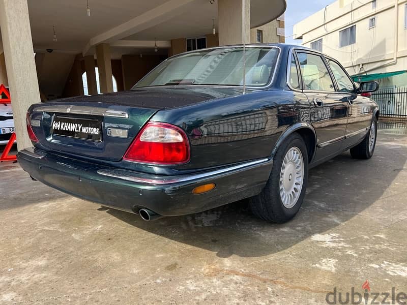 Jaguar XJ8 1999 5