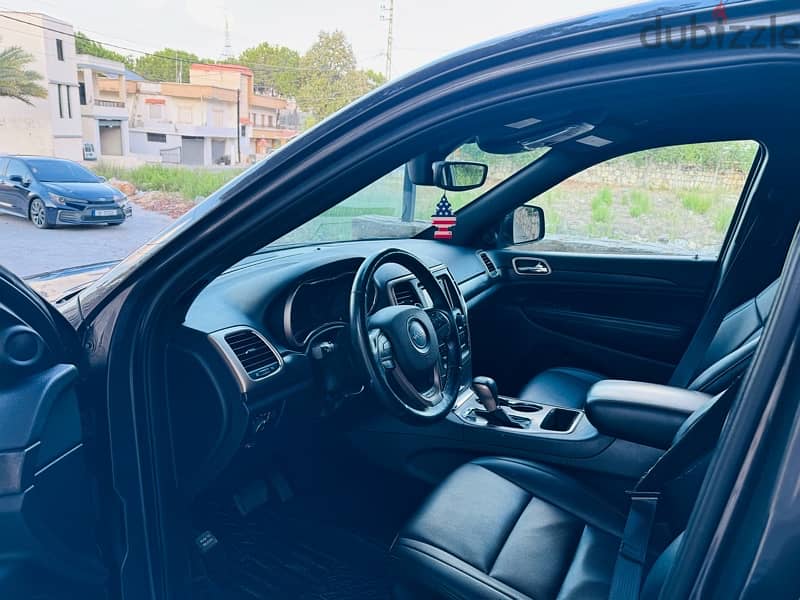 Jeep Grand Cherokee 2017 Super clean!!! 18