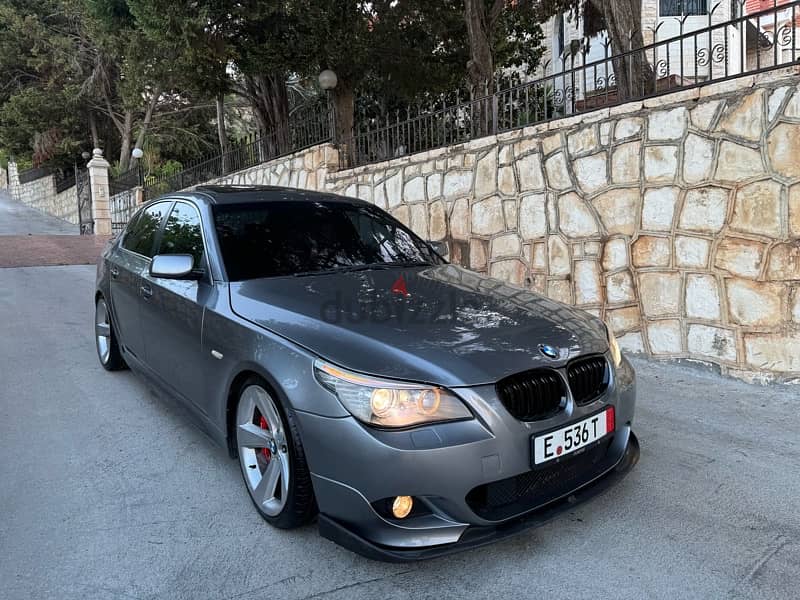 BMW 5-Series 2008 17