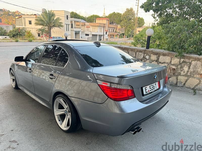 BMW 5-Series 2008 18