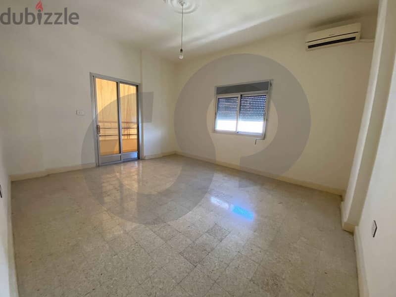 180 sqm apartment FOR SALE in Achrafieh Sassine/ساسين #DK105722 4