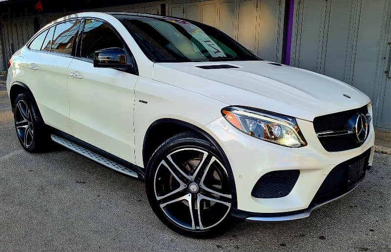 GLE 450 AMG Carbon Edition Clean carfax 6