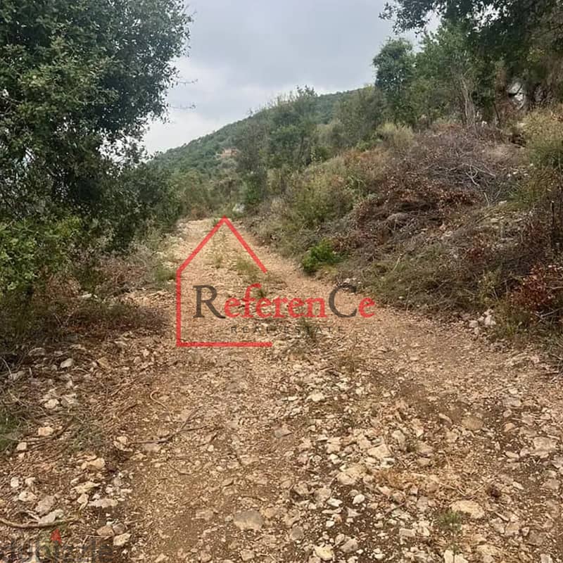 Prime land for sale in Kafoun jbeil ارض للبيع في منطقة الكفون جبيل 2