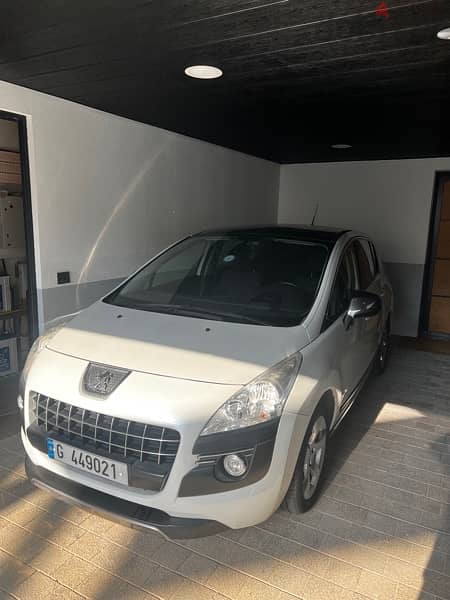 Peugeot 3008 2011 1