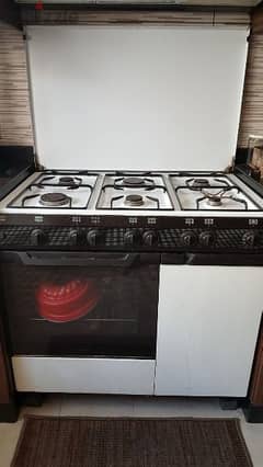 cooking oven. 6 eyes