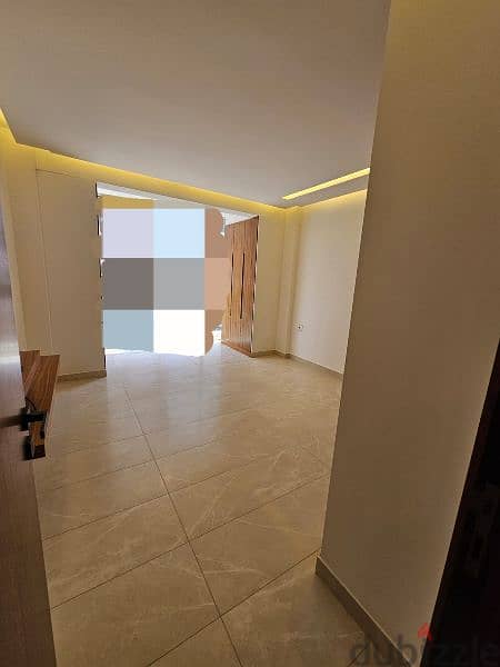 Open View l Luxurious 350 SQM Apartment in Ain Al Tineh. 12