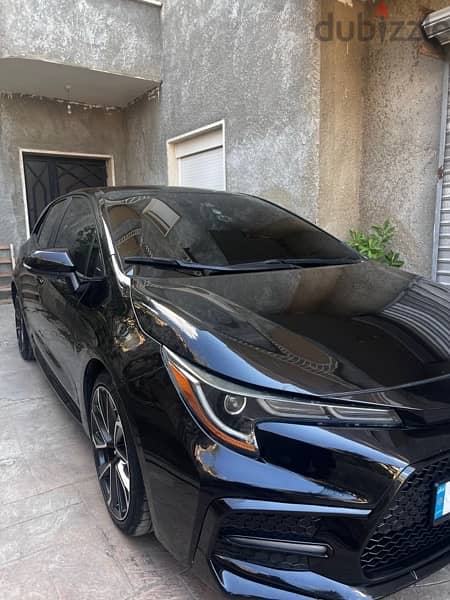 Toyota Corolla Hatchback 2019 XSE 3