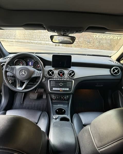 Mercedes-Benz GLA-Class 2018 17