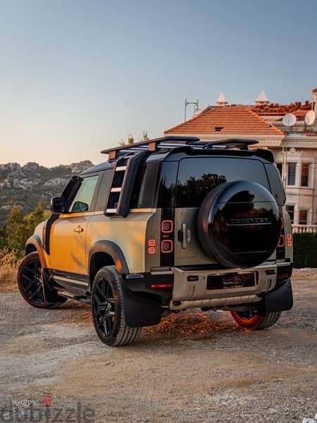 Land Rover Defender Coupe 2021 , Highly Specced. Only 14.000Km 9