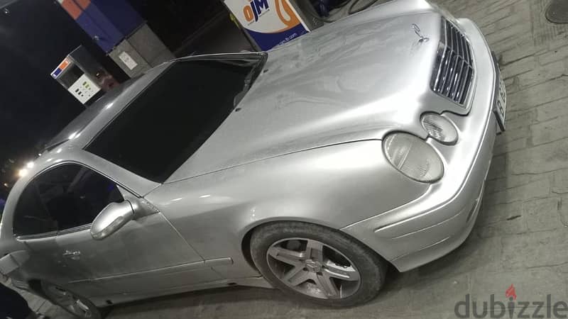 Mercedes-Benz CLK-Class 2002 0