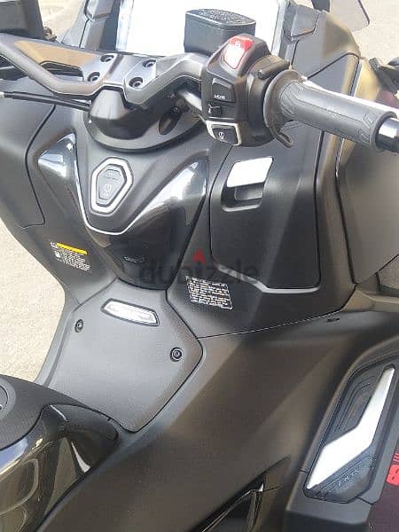 Yamaha Tmax 560cc tech max model 2024 dealer warranty 11