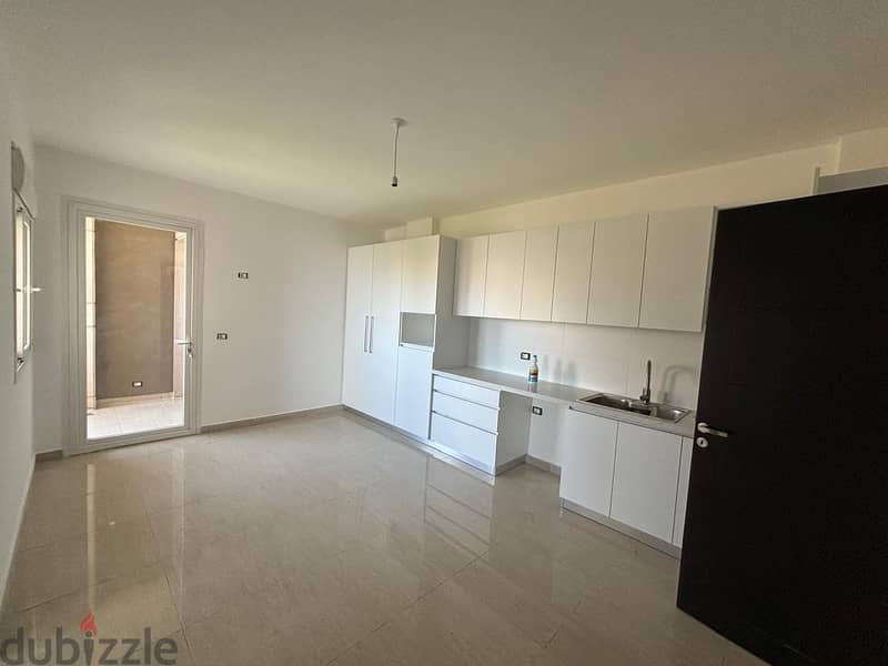 Kfarhab | Brand New 3 Bedrooms | 3 Balconies | Panoramic View | 200m² 8