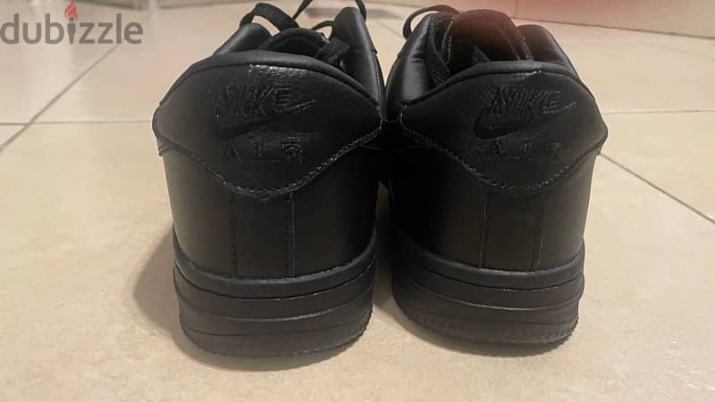 Black Nike Air Force 1s 2