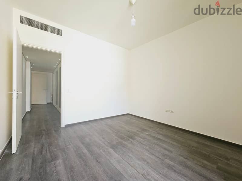 AH-HKL-240 Luxurious Apartment 220m² in Achrafieh’s Golden Area 24/7 4