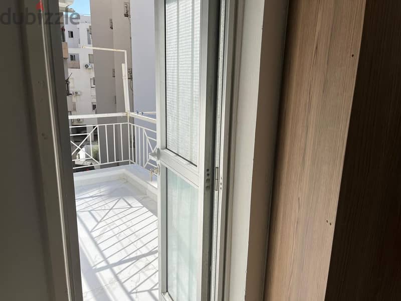 Cyprus Larnaca fully renovated and furnished flat prime location 0071 4