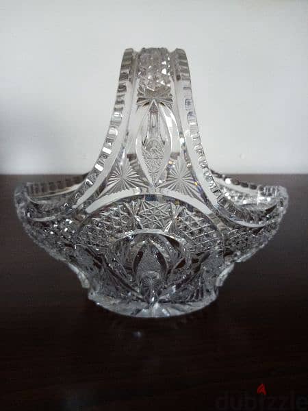 Crystal basket 1