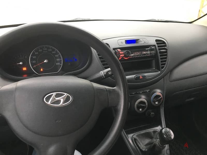 Hyundai i10 2016 4