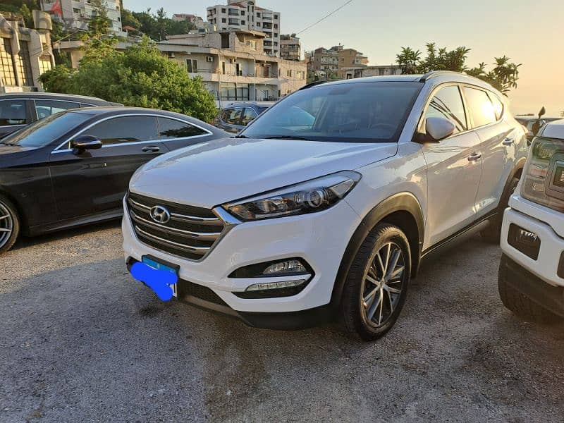 Hyundai Tucson 2017 1