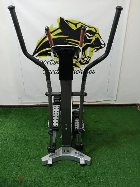 elliptical machine sports body sculpture,used like new 3