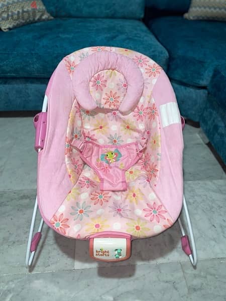 كرسي هزاز     baby bouncer 1