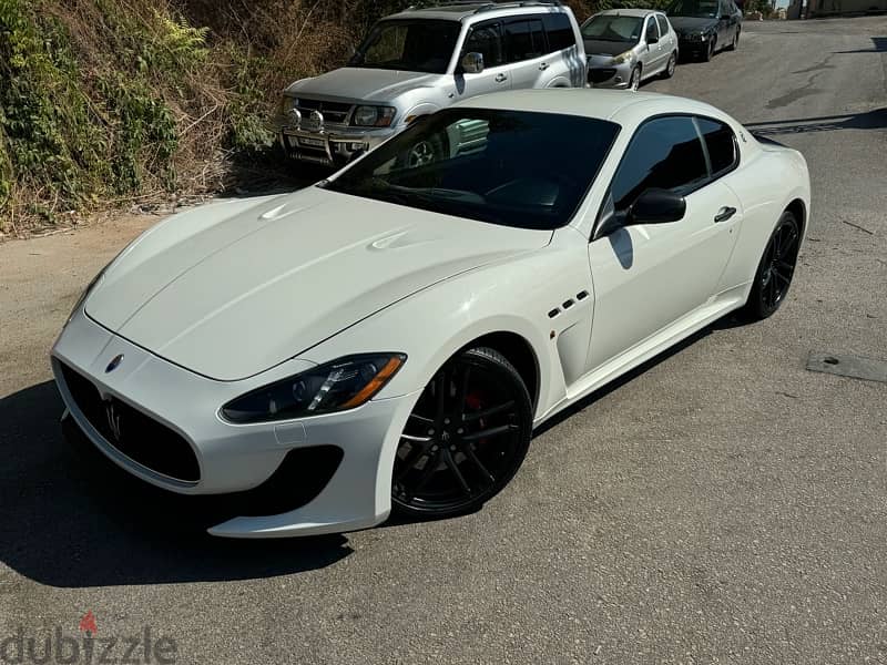 Maserati GranTurismo 2013 1