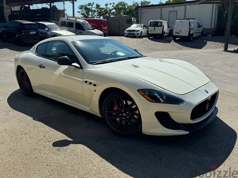 Maserati GranTurismo 2013 8