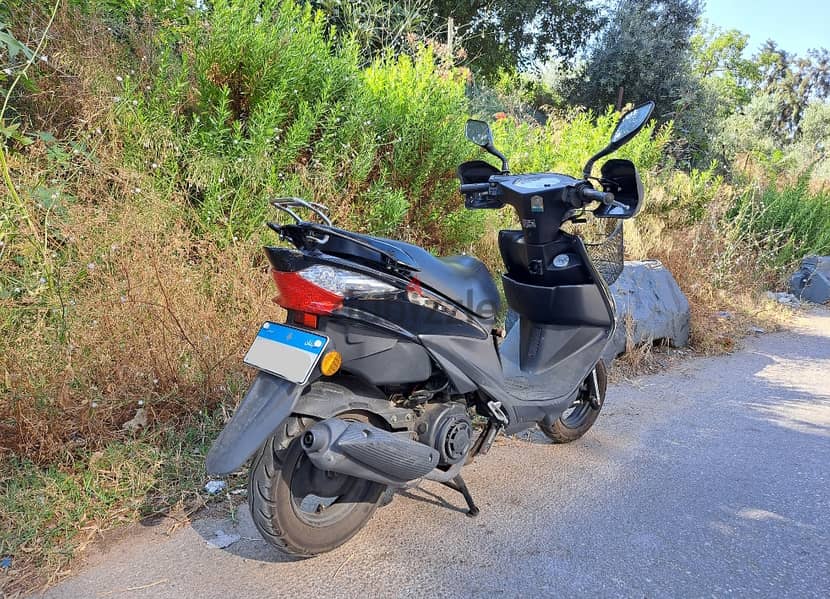 V 150 Ss moto موتور 1