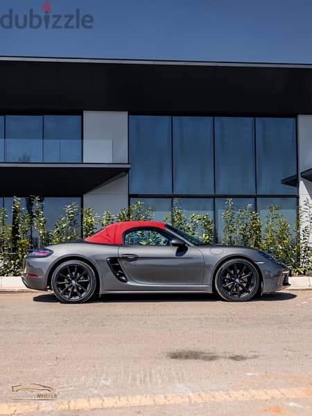 Porsche 718 Boxster 2018, Company Source&Services(Porsche Beirut) 5