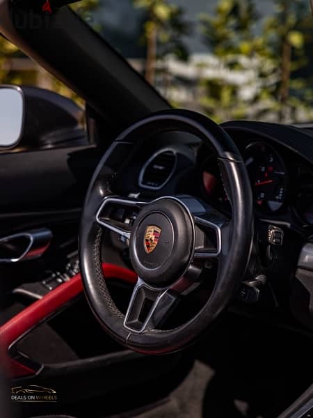 Porsche 718 Boxster 2018, Company Source&Services(Porsche Beirut) 17