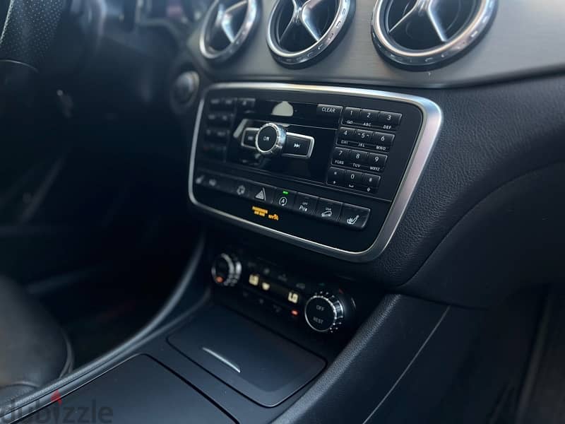 Mercedes-Benz GLA-Class 2015 4Matic 11