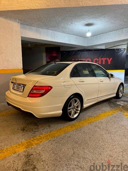 Mercedes benz C250 2012 3