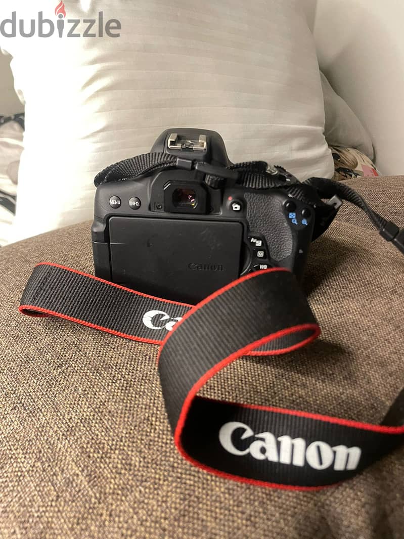  For Sale: Canon EOS 750D DSLR - Immaculate Condition!  6