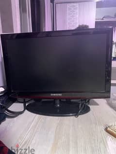 2011 22" Samsung LA22D400E1R LCD TV