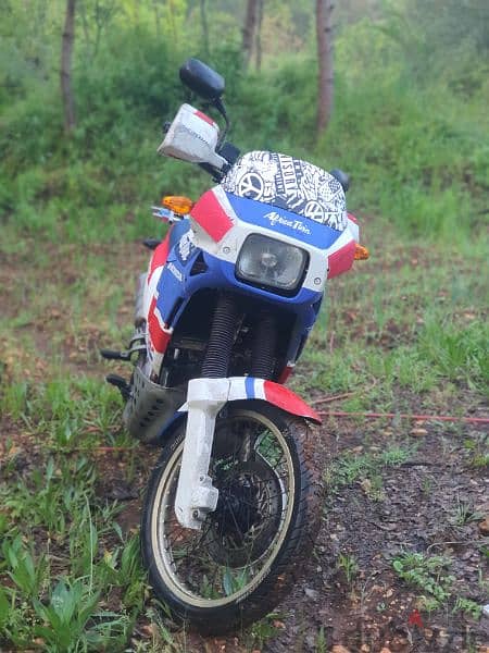 Africa Twin 1989 750cc 0