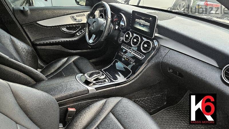 Mercedes-Benz C300 4MATIC Aamag 18