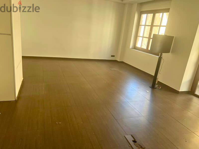 L10176-Office for Rent in Downtown - Place de l'etoile 6