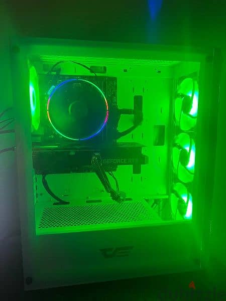 gaming pc super clean used for 3 months 1