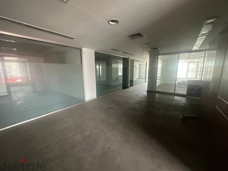 Showroom in Mar Mikhael For Rent معرض واسع في مار ميخائيل 3