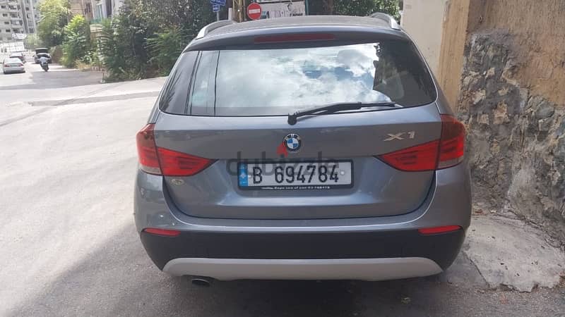 BMW X1 2012 1