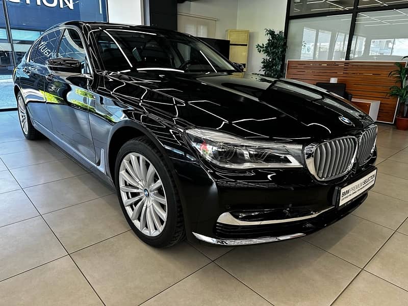 BMW 740il  2018 0