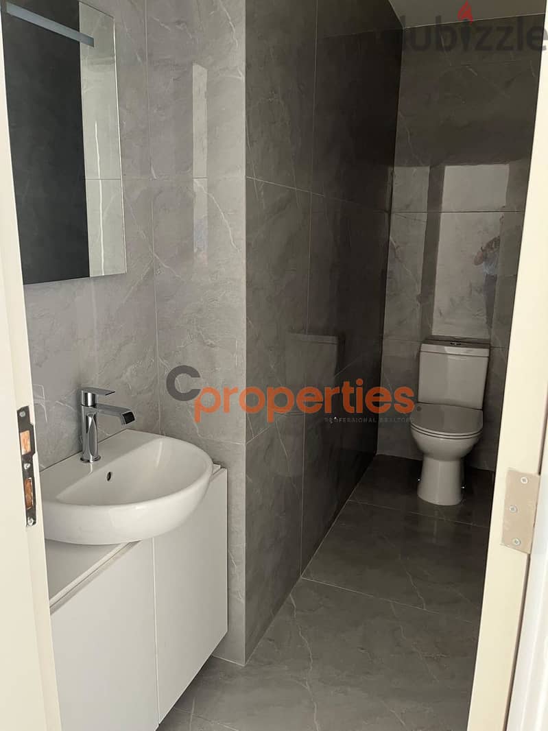 Apartment for sale in Yazrehشقة للبيع في اليزرة  CPMB30 9