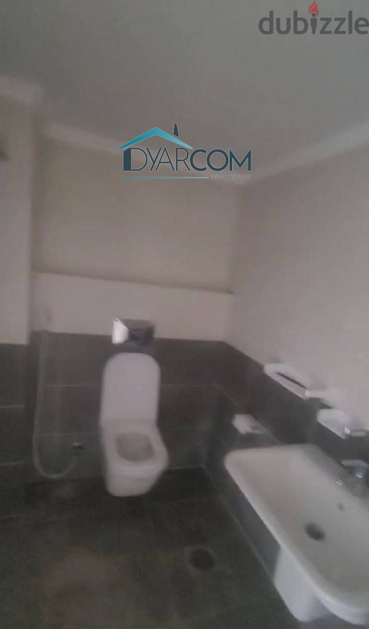 DY1975 - Louaizeh Apartment for Sale! 8