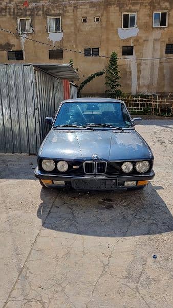 BMW 5-Series 1985 3