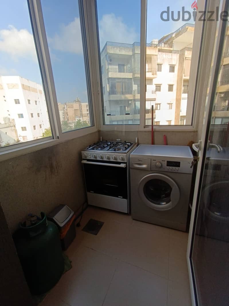 Apartment For Sale in sin el fill saloumi شقة للبيع في سن الفيل صالومي 5